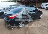 2015 Toyota COROLLA фото