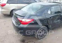 2015 Toyota COROLLA фото