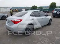 2015 Toyota COROLLA фото