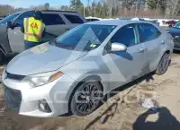 2015 Toyota COROLLA фото
