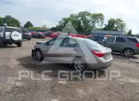 2015 Toyota COROLLA фото