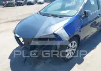 2015 Toyota COROLLA фото