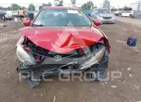 2015 Toyota COROLLA фото