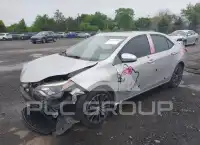 2015 Toyota COROLLA фото
