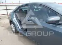 2015 Toyota COROLLA фото