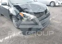 2015 Toyota COROLLA фото