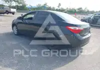 2015 Toyota COROLLA фото