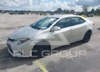 2015 Toyota COROLLA фото