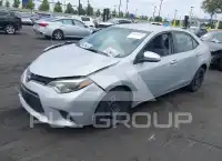 2015 Toyota COROLLA фото