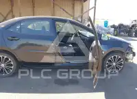 2015 Toyota COROLLA фото