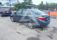 2015 Toyota COROLLA фото