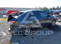 2015 Toyota COROLLA фото