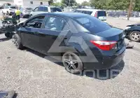 2015 Toyota COROLLA фото