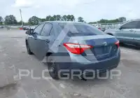 2015 Toyota COROLLA фото