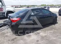 2015 Toyota COROLLA фото