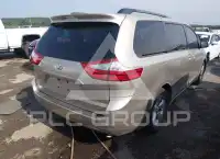 2015 Toyota SIENNA фото