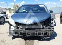 2015 Toyota SIENNA фото