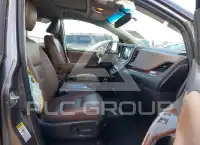 2015 Toyota SIENNA фото