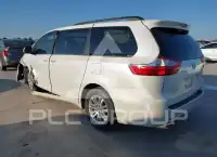 2015 Toyota SIENNA фото