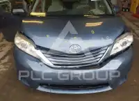 2015 Toyota SIENNA фото