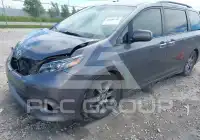 2015 Toyota SIENNA фото