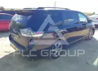 2015 Toyota SIENNA photo