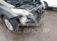 2015 Toyota SIENNA фото