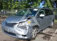 2015 Toyota SIENNA фото