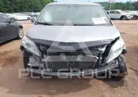 2015 Toyota SIENNA фото
