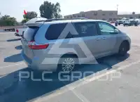 2015 Toyota SIENNA фото