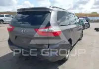 2015 Toyota SIENNA фото