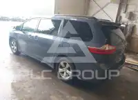 2015 Toyota SIENNA фото