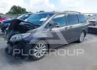 2015 Toyota SIENNA фото