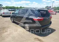 2015 Toyota SIENNA фото