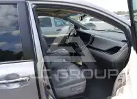 2015 Toyota SIENNA фото
