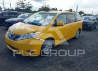2015 Toyota SIENNA фото