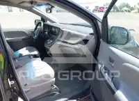 2015 Toyota SIENNA фото