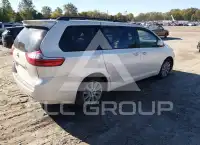 2015 Toyota SIENNA фото