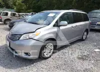 2015 Toyota SIENNA фото