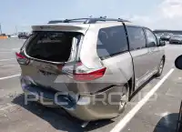 2015 Toyota SIENNA фото