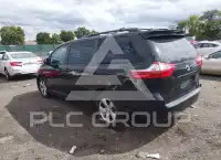2015 Toyota SIENNA photo