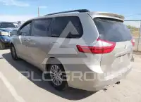 2015 Toyota SIENNA фото