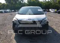 2015 Toyota SIENNA фото