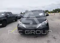 2015 Toyota SIENNA фото