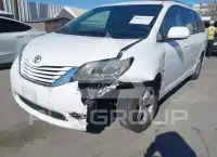 2015 Toyota SIENNA фото