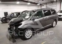 2015 Toyota SIENNA photo