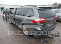 2015 Toyota SIENNA фото