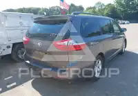 2015 Toyota SIENNA фото