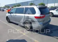 2015 Toyota SIENNA фото