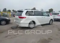 2015 Toyota SIENNA фото